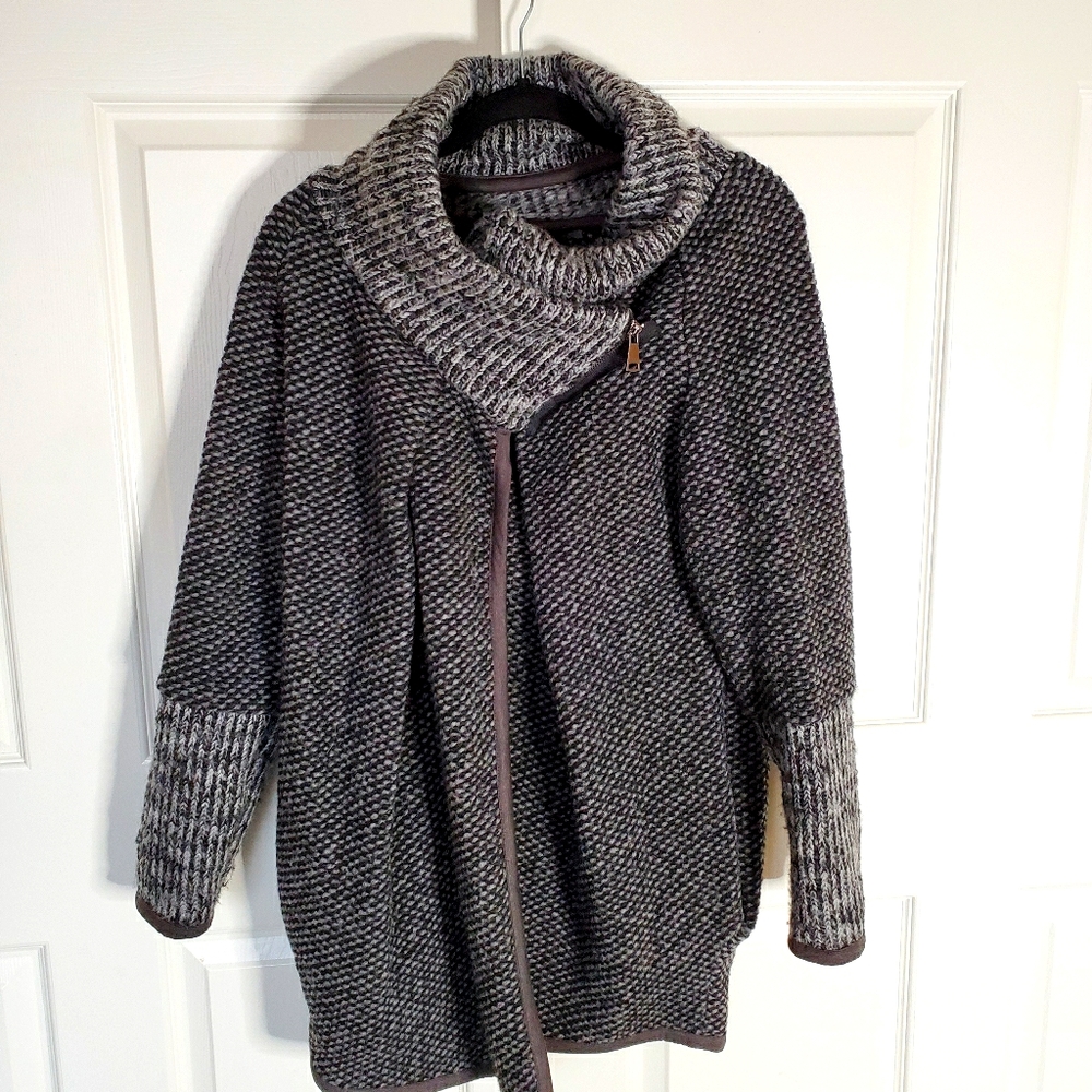 Lola Made in Italy Wool Blend Sweater